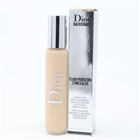 dior flash perfector concealer.